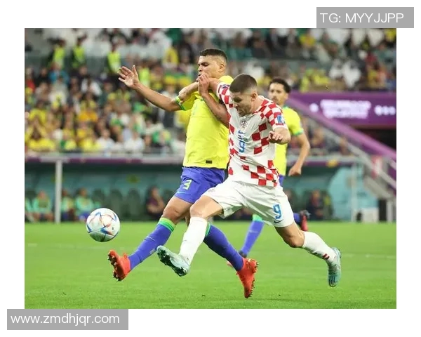 9月12日足球球星表现对比分析 聚焦顶级球员赛场风采 9月12日足球球星表现对比分析 聚焦顶级球员赛场风采