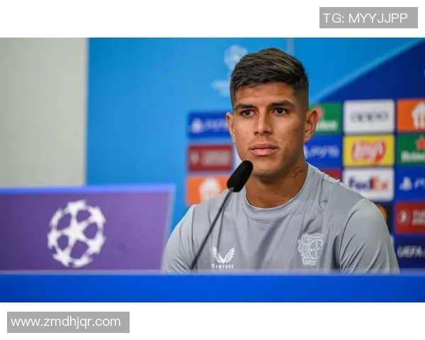 外国人眼中的足球球星评析：从全球视角看球员的荣耀与挑战