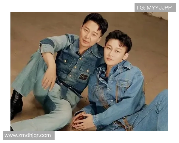 足球球星背手拉手引热议背后隐藏的深意与未来影响分析 足球球星背手拉手引热议背后隐藏的深意与未来影响分析