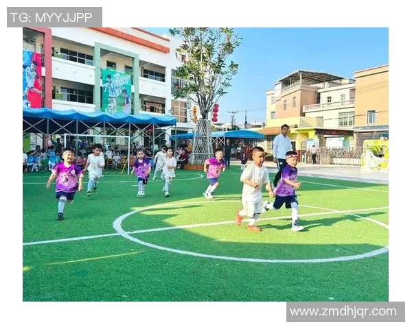 小小足球星舞蹈:在足球场上舞动的梦想与激情 小小足球星舞蹈:在足球场上舞动的梦想与激情